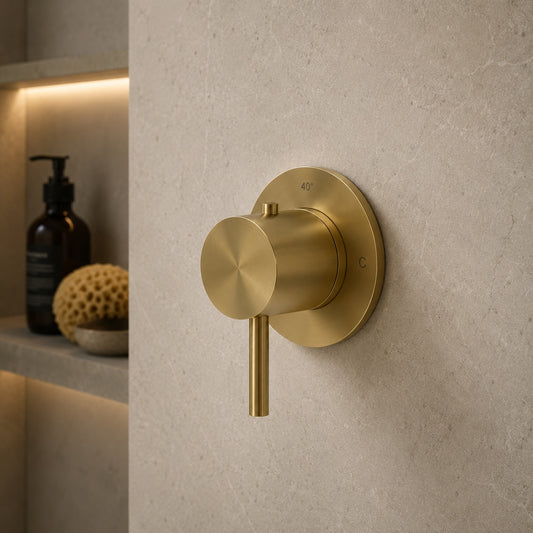 MISCELATORE-MURO-LEVANTE-TERMOSTATICO-ORO